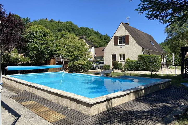 Location de vacances pour 7 personnes, avec jardin et terrasse à Badefols-sur-Dordogne