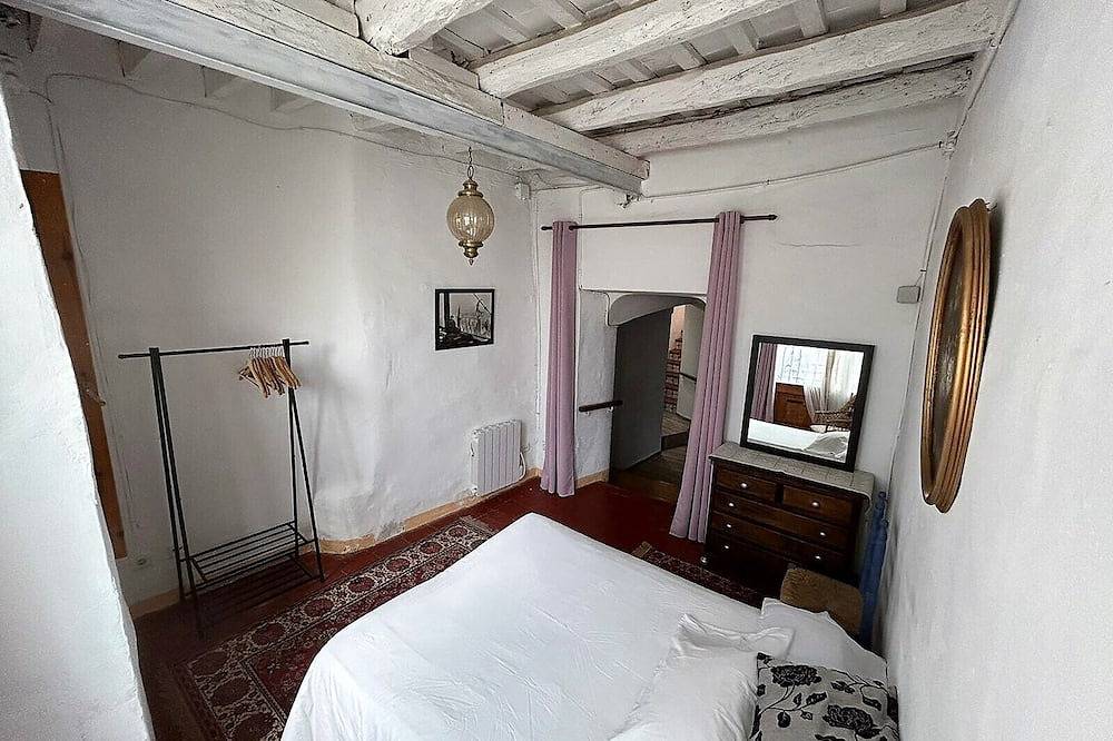 Costa Maresme, Barcelona, Clark´s 3 Bedroom Townhouse in Urbanizacion Montcabrer, Vilasar de Dalt