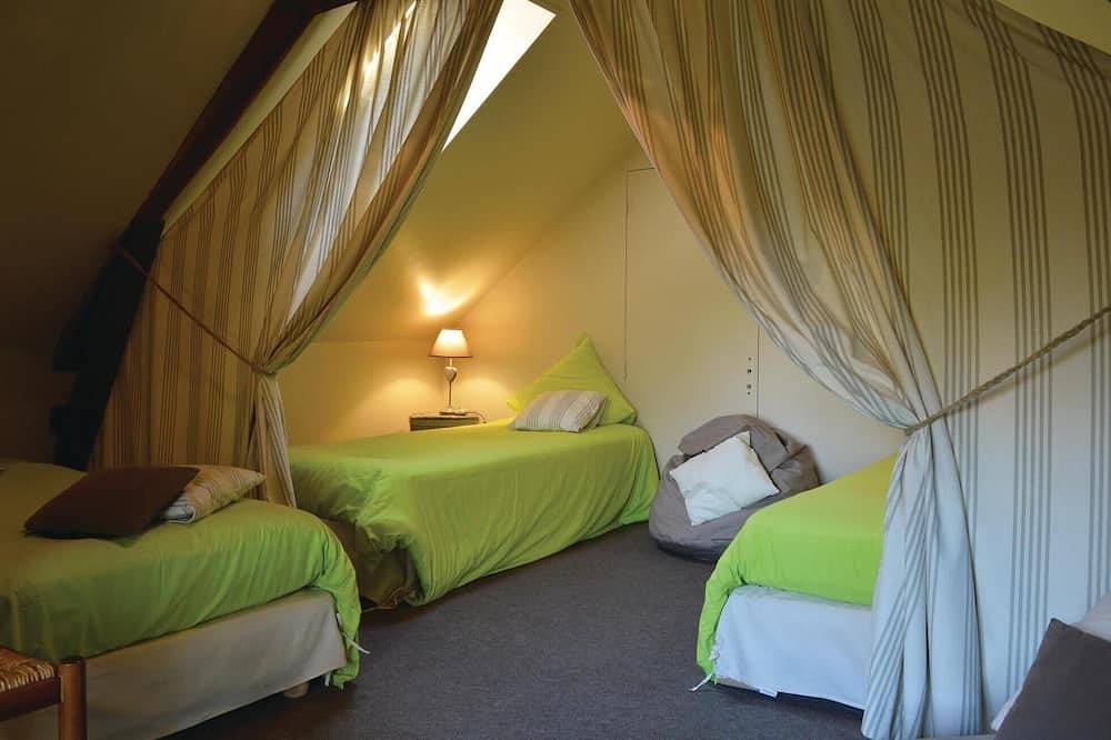 Wunderschönes Haus in Romery mit Küche in Wiège-Faty, Aisne