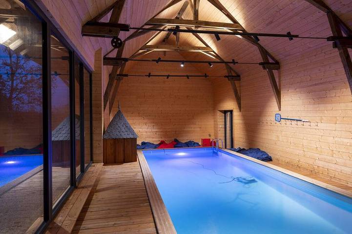 Location de vacances pour 15 personnes, avec Terrasse et Jardin à Buzançais
