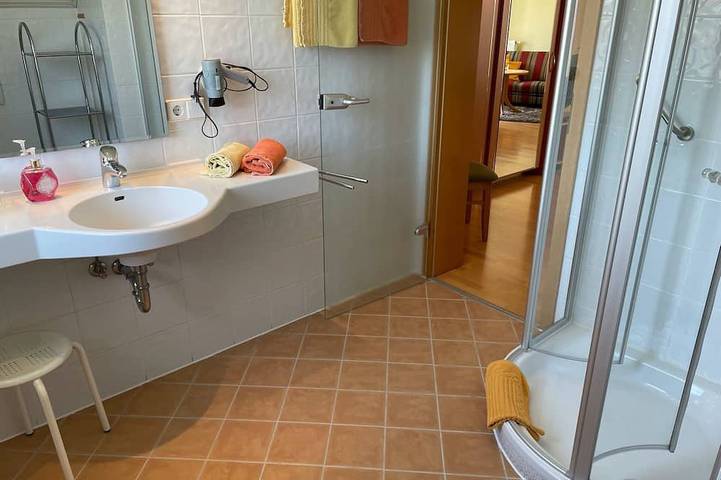 Ferienhaus für 2 Personen, mit Balkon und Pool sowie Garten in der Pfalz - 4