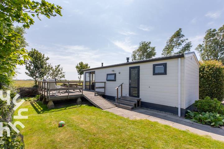 Loft voor 5 personen, met terras en tuin in Zeeland