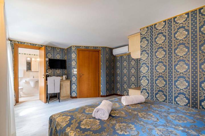 Maison d’hôte pour 6 personnes, avec jardin dans Place Saint Marc - 4