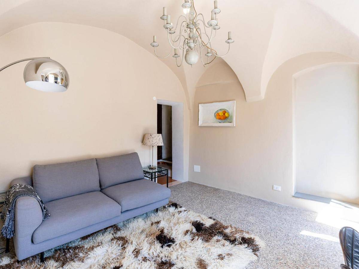 Appartement entier, Apartment Nella Piazza by Interhome in Airole, Alpes liguriennes