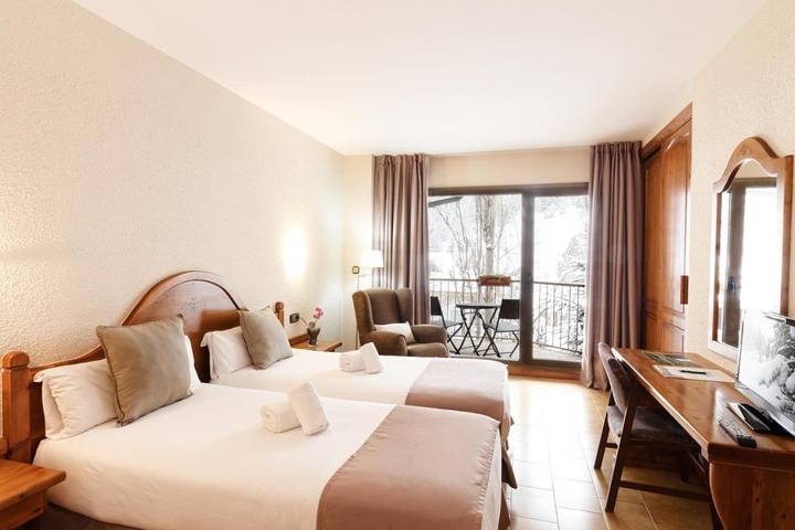 Hôtel pour 2 personnes, avec jardin et piscine dans La Massana