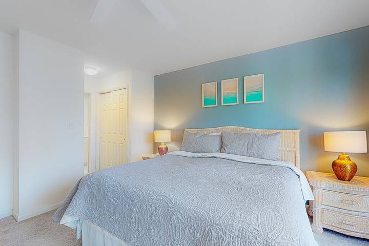 Vacation apartment for 10 people, with pool and hot tub as well as terrace and sauna in Delaware