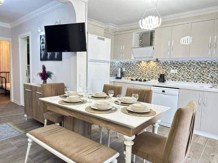 Ferienwohnung für 5 Personen, mit Ausblick und Balkon in Kusadasi