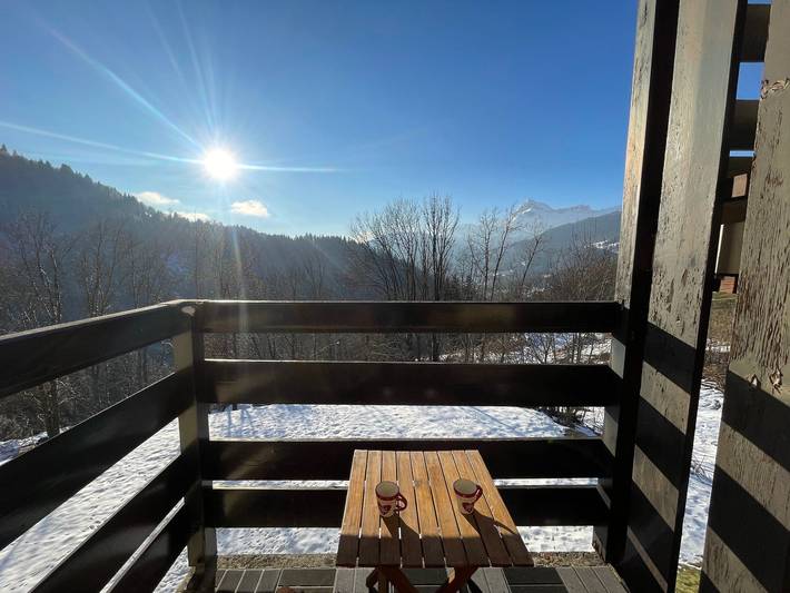Gîte pour 4 personnes, avec balcon dans Office De Tourisme De Notre Dame De Bellecombe - 2