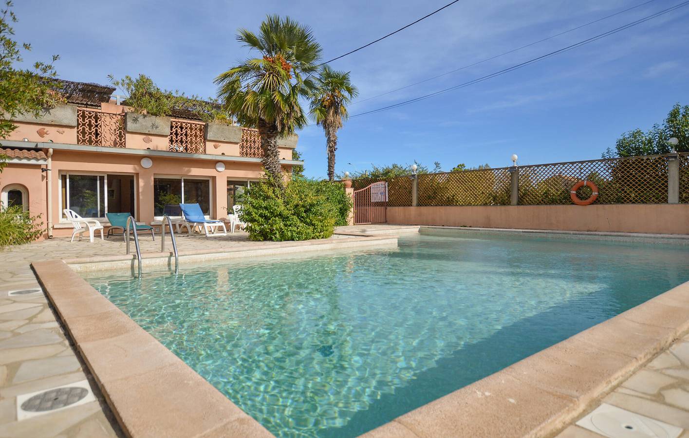 Modern Apartment with Pool & Terrace near Pizz'Burg and Sorbo-Ocagnano in Sorbo-Ocagnano, Corte region