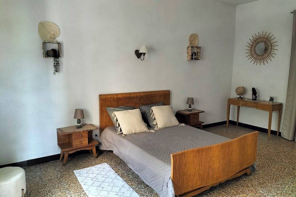 Appartement entier, Appartement le petit bonheur nos amis à quatre pattes sont les bienvenus in Saint-Pons-de-Thomières, Région de Béziers