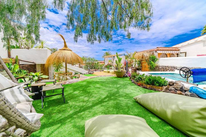 Ferienhaus für 10 Personen, mit Garten und Whirlpool - 1