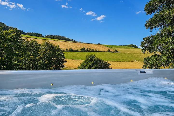 Ferienhaus für 20 Personen, mit Garten und Balkon