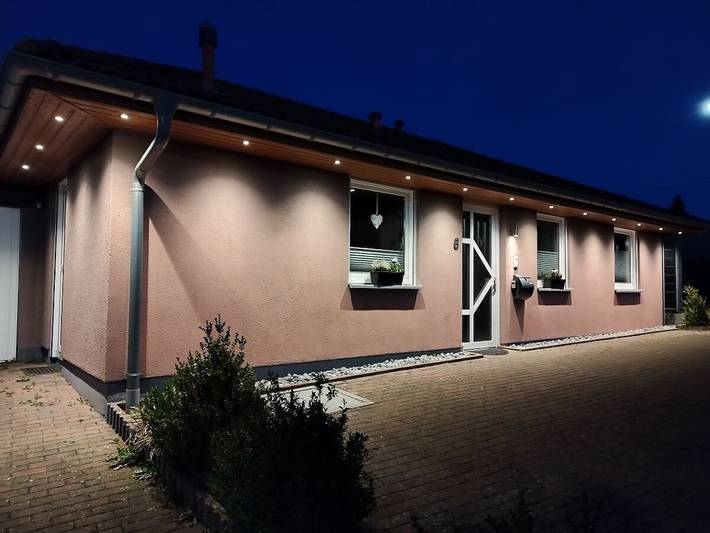 Ferienhaus für 4 Personen, mit Terrasse und Garten in Osburg