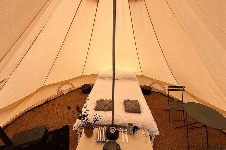 Apartamento entero, Bell Tent + Hot Tub/Sauna in Buckinghamshire