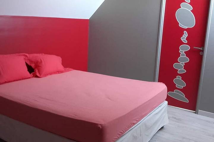 Location de vacances pour 6 personnes, avec terrasse et jardin à Pupillin - 2