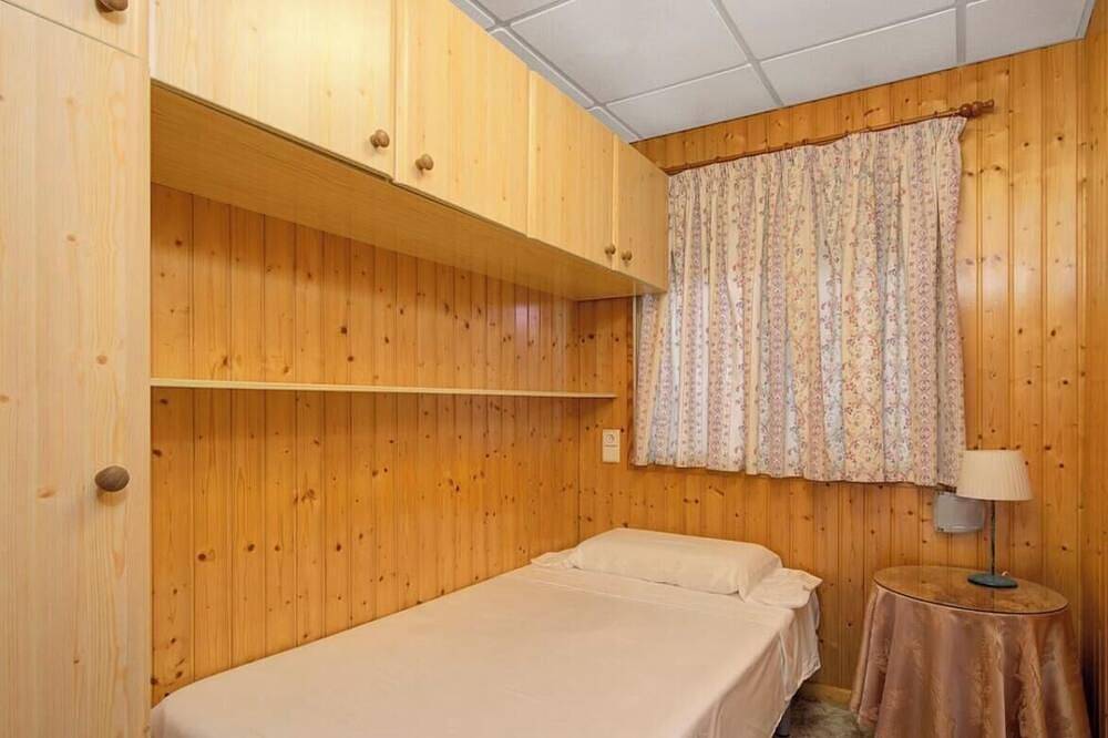 Oak & Sea Retreat – Carchuna in Urbanización La Perla de Andalucía, Motril