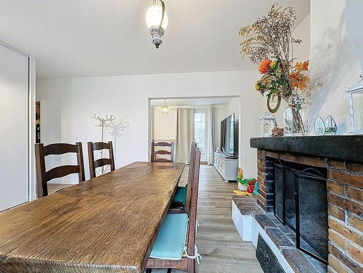 Location de vacances pour 15 personnes, avec terrasse à Chaumontel