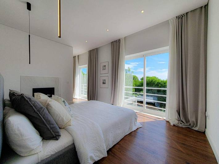 Location de vacances pour 6 personnes, avec terrasse et jardin ainsi que piscine et vue, animaux acceptés dans Santo Estevão - 2