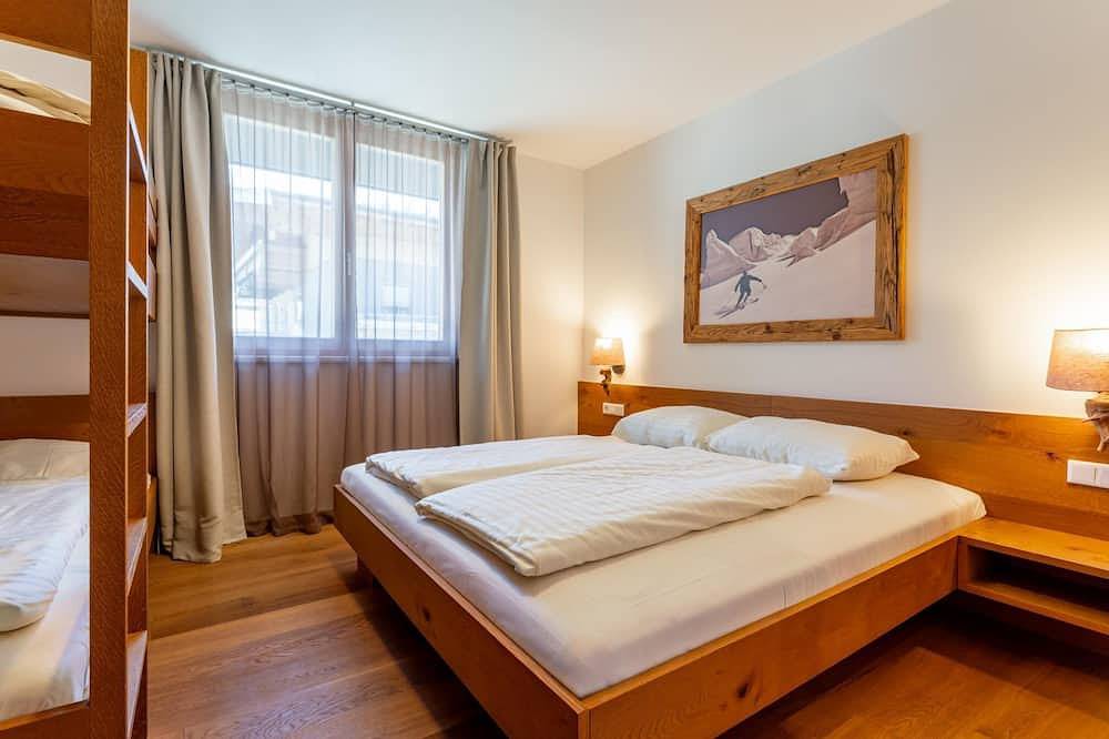 Ganze Wohnung, Stilvolle Ferienwohnung direkt am Skilift in Neukirchen am Großvenediger, Pinzgau