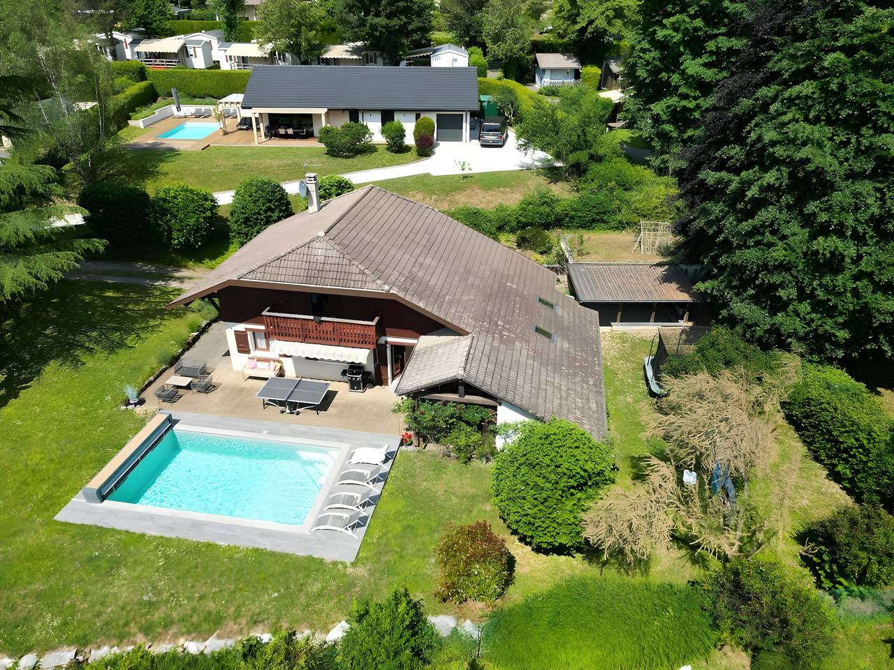 Maison de vacances 'Chalet Du Cret' avec piscine privée, balcon et Wi-Fi in Lathuile, Parc naturel régional du Massif des Bauges