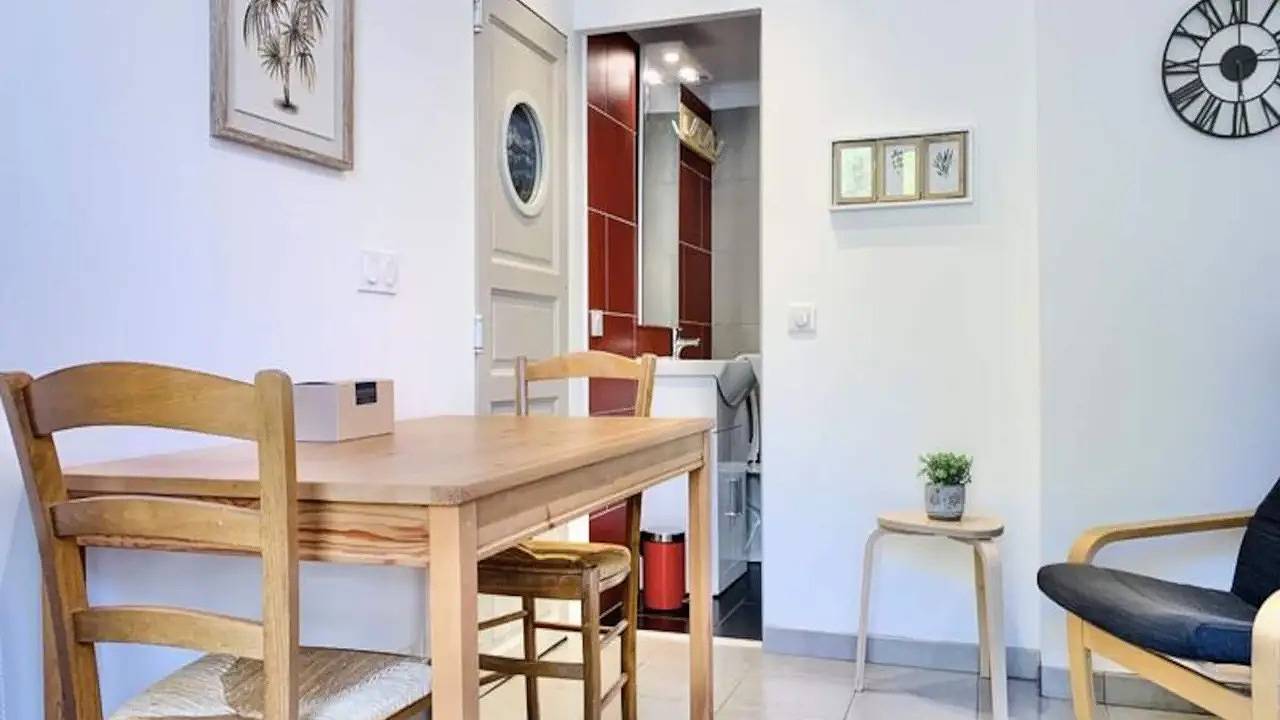 Ganze Ferienwohnung, Ferienwohnung für 2 Personen (22 m²) in Lumbin in Lumbin, Isère
