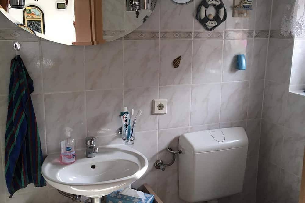 Willkommen im Ferienhaus \"Kanalblick\" - Ihr Rückzugsort im Grünen in Schkeuditz, Sächsisches Burgen- und Heideland