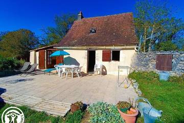 Gîte pour 3 personnes, avec jardin, animaux acceptés à Carlucet