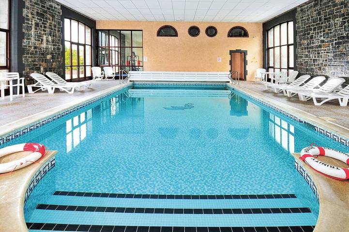 Cottage for 6 people, with garden and pool, with pets - 1