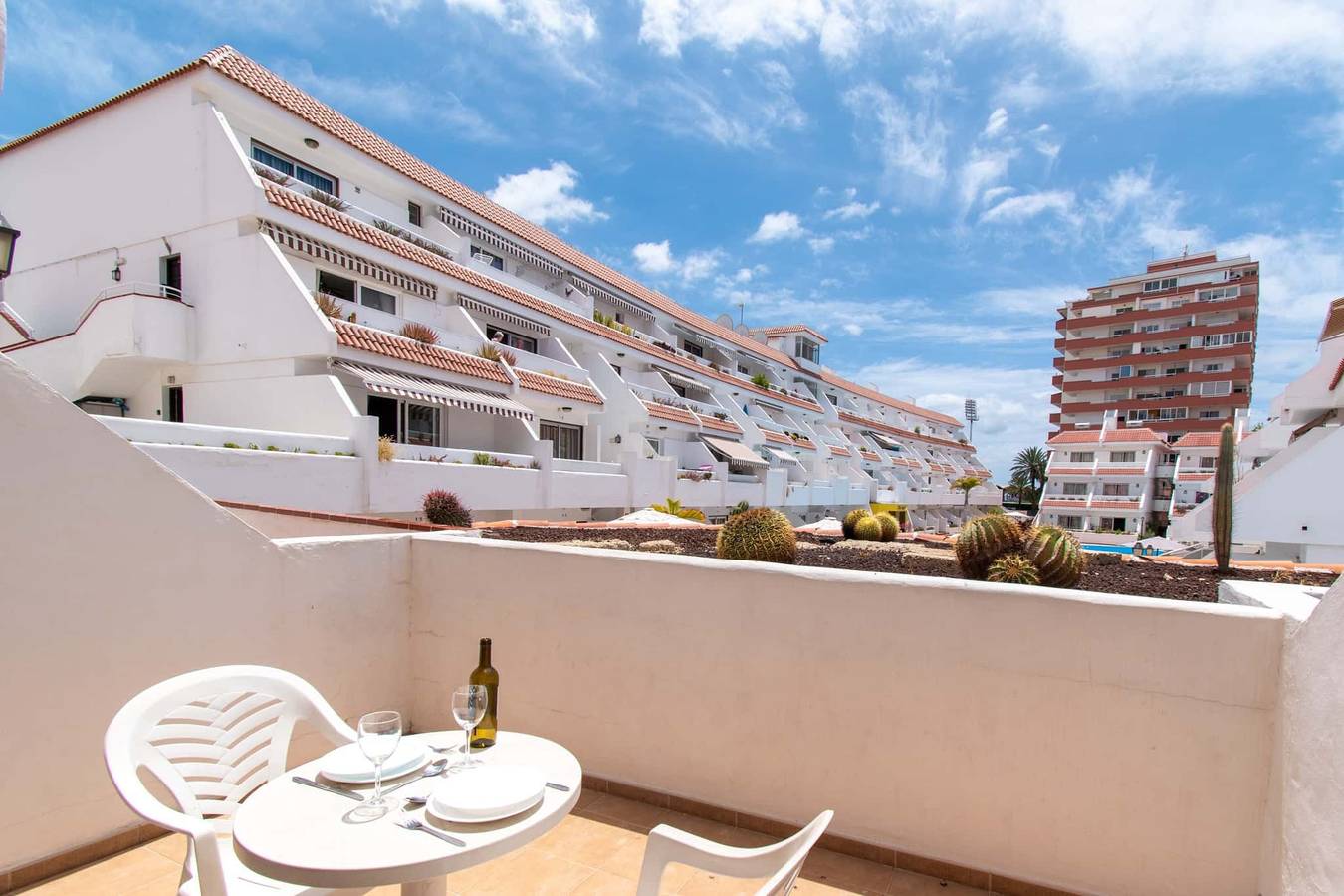 Entire apartment, Las Blanquitas 6 in Playa de las Américas, Arona