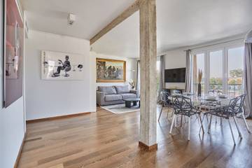 Gîte pour 2 personnes, avec balcon/terrasse, adapté aux familles à Neuilly-sur-Seine