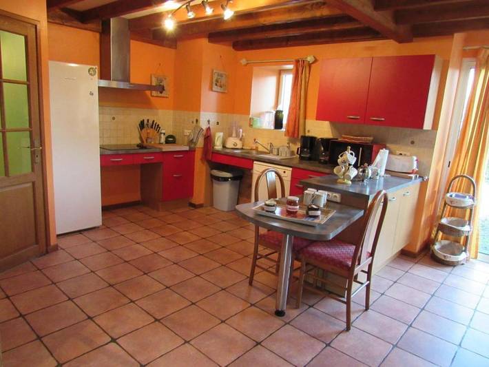 Location de vacances pour 12 personnes, avec jardin à Champagné-Saint-Hilaire - 3