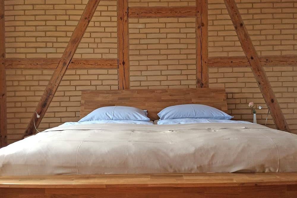 Ganze Wohnung, Moderne und liebevoll eingerichtete Ferienwohnung über 2 Etagen für 2-4 Personen in Liepe, Britzer Platte