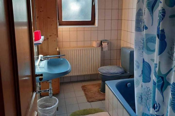 Ferienwohnung für 5 Personen, mit Balkon und Garten in Weyregg am Attersee - 4