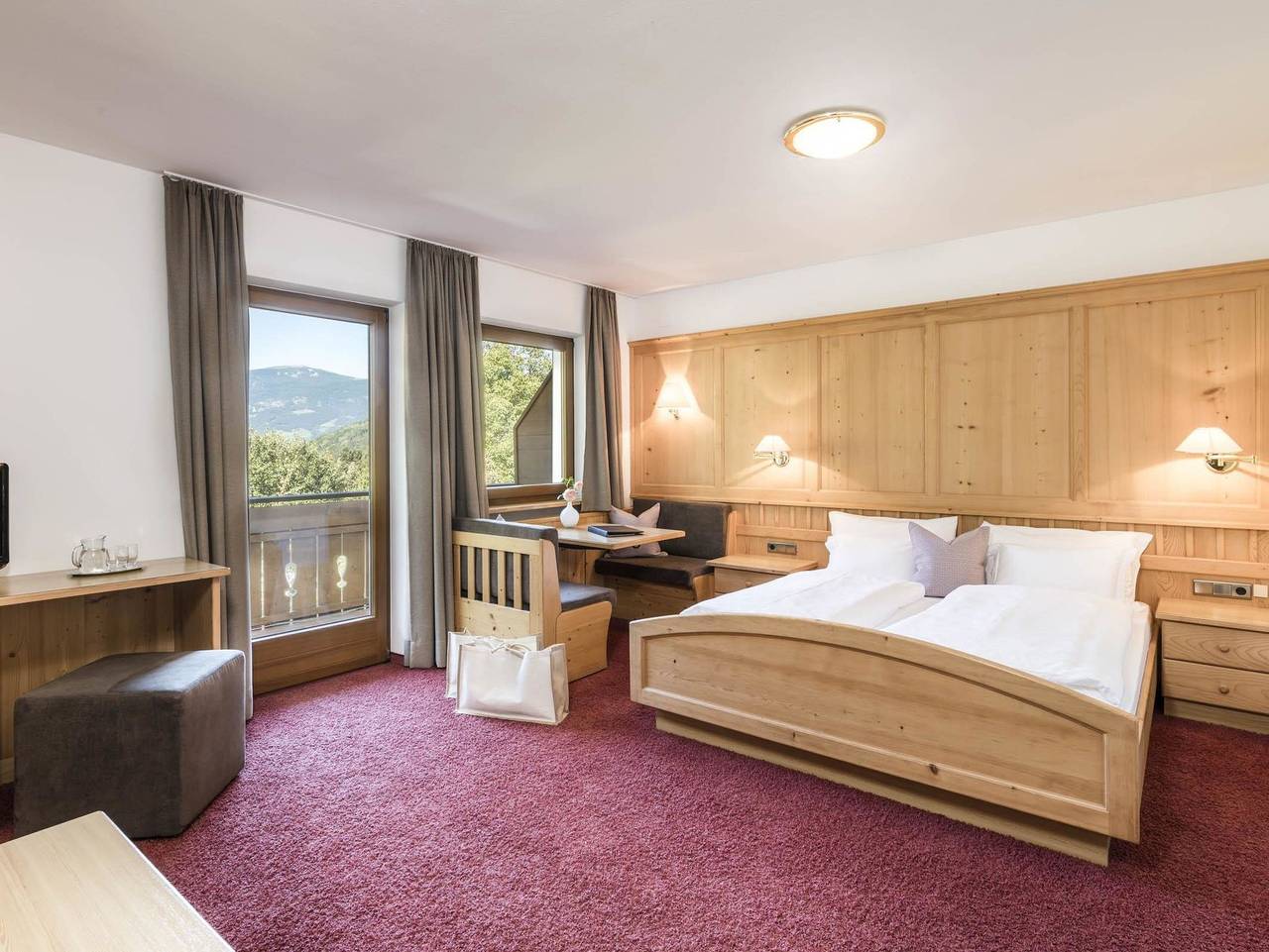 Hotel Weisses Rössl - Comfort Zimmer 25 - 28 m² in Sankt Peter Tal, Dolomiti Superski