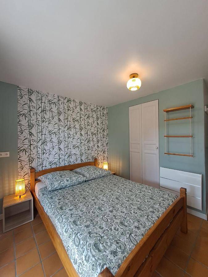 Gîte pour 2 personnes, avec jardin ainsi que vue et terrasse à Buzet-sur-Baïse - 3