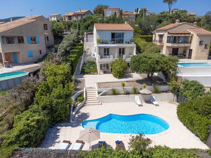 Villa für 10 Personen, mit Garten und Balkon