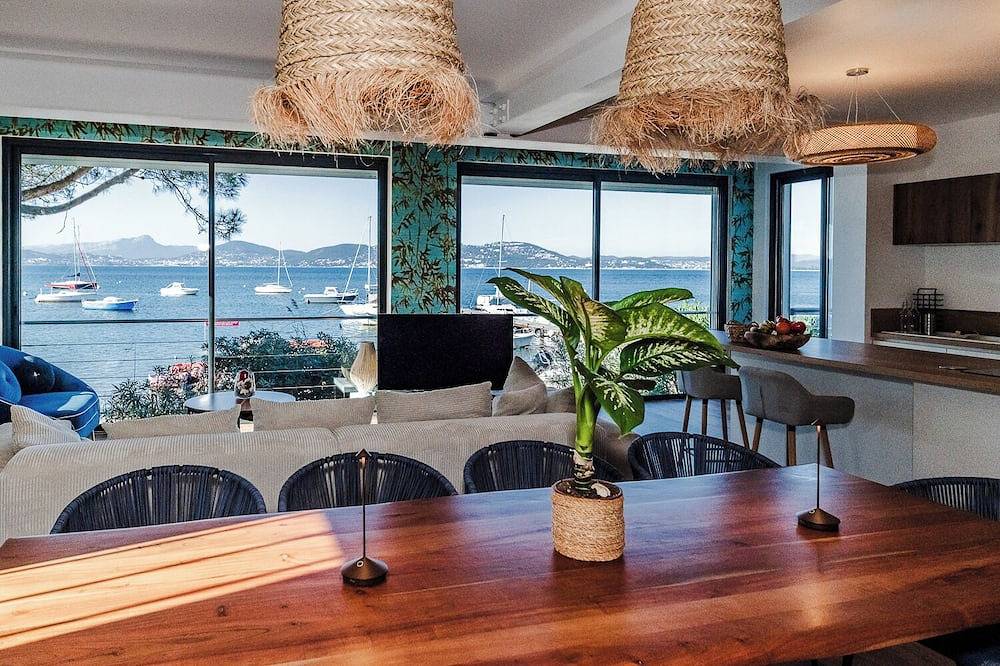 Villa direkt am Wasser  Privater Meereszugang  – Sea & Mountain Pleasure in La Madrague, Hyeres