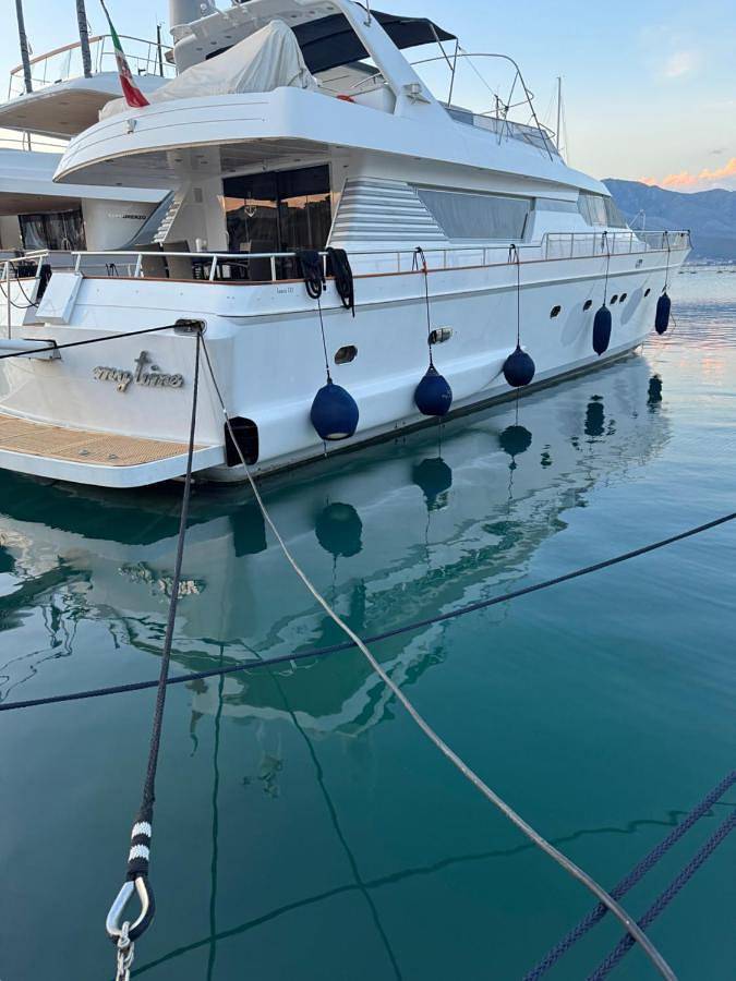 Cabin on Boat in Gaeta, Latina Provinz