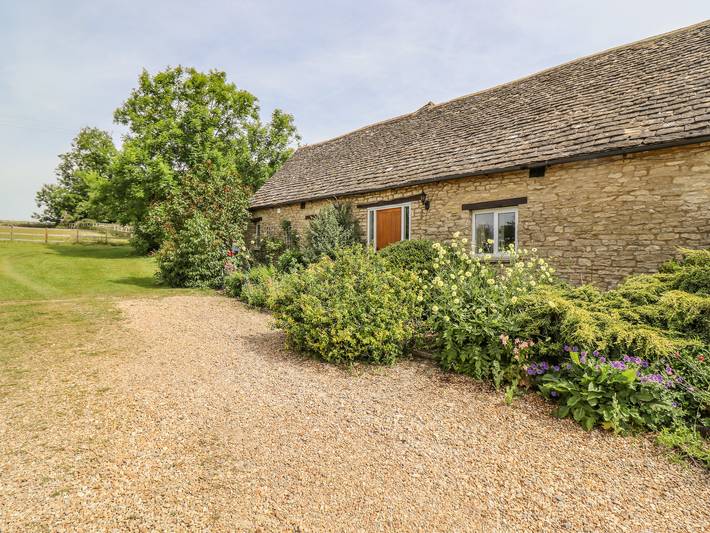 Log cabin for 4 people in Oxfordshire