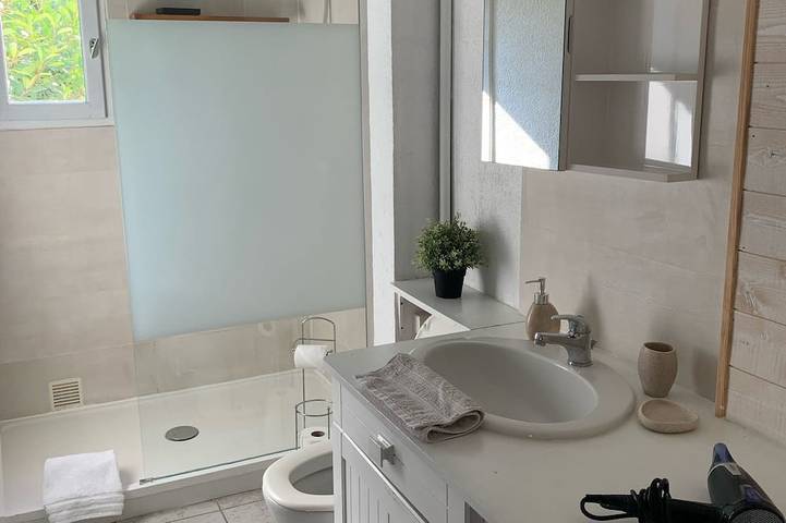 Location de vacances pour 4 personnes, avec terrasse et jardin à Eccica-Suarella - 4