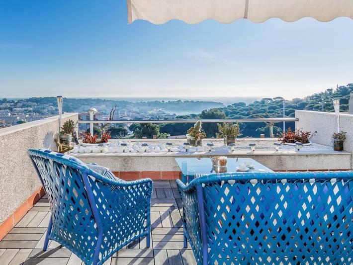Casa de vacaciones para 6 personas, con vistas al mar además de jardín y piscina - 1