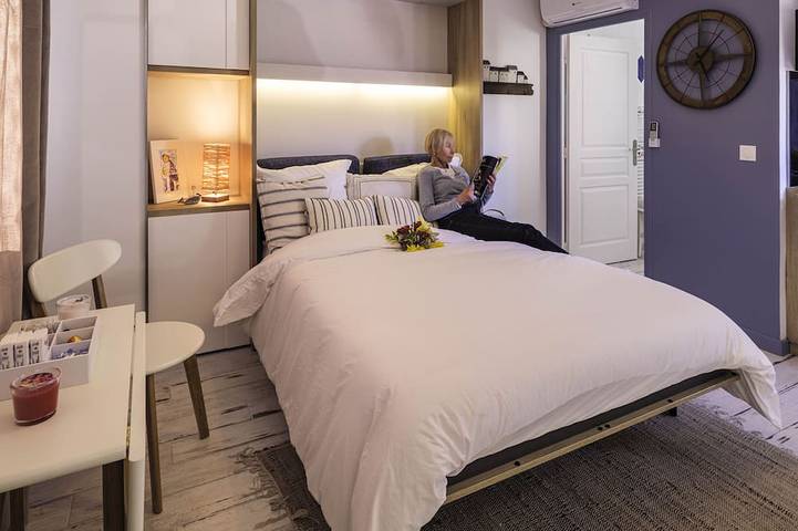 Location de vacances pour 2 personnes, avec piscine ainsi que jardin et terrasse à Théza - 3