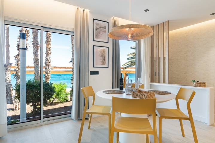 Ferienwohnung für 4 Personen, mit Terrasse und Garten in Arinaga