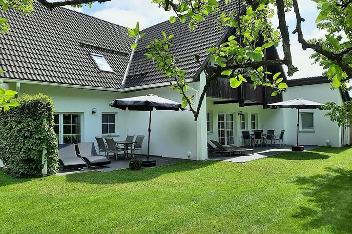 Ferienwohnung für 5 Personen, mit Terrasse und Garten - 1