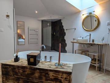 Cottage pour 2 personnes, avec jardin et vue, animaux acceptés à Champniers