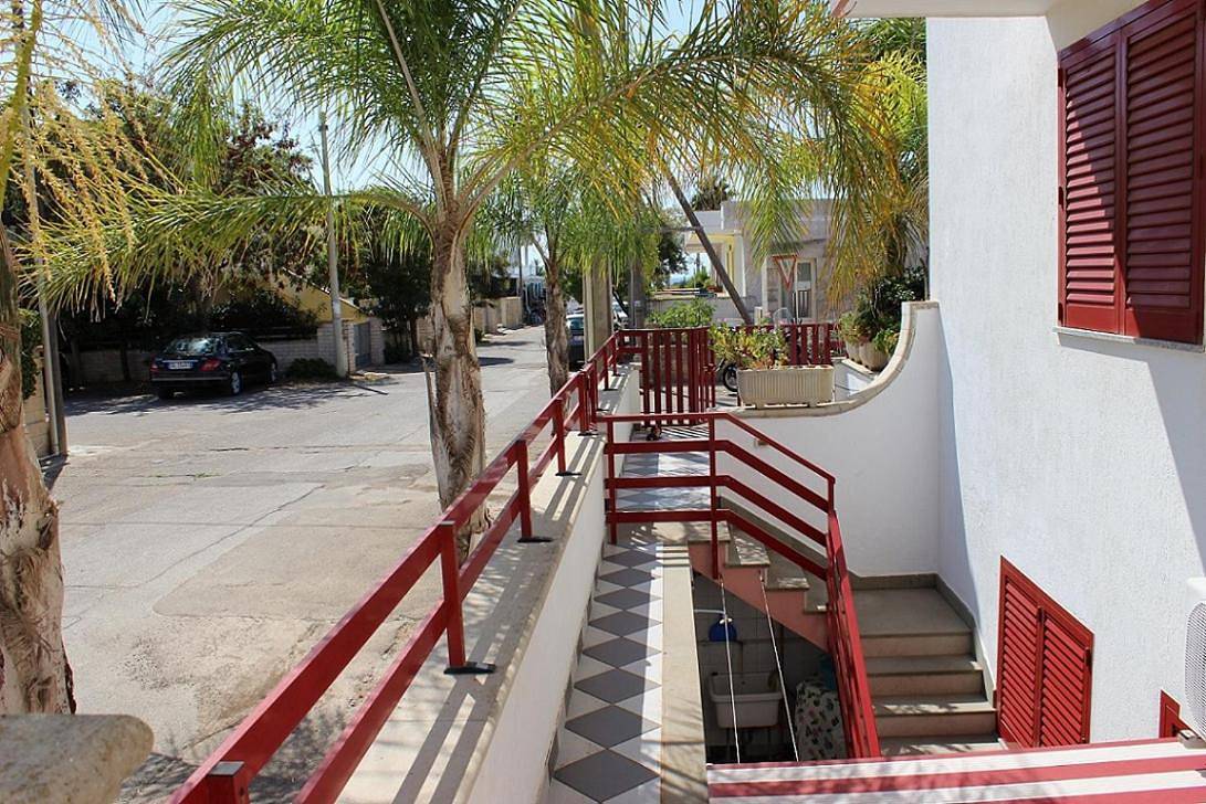 Appartamento intero, Apartment with Terrace in Marina di Pescoluse, Pescoluse