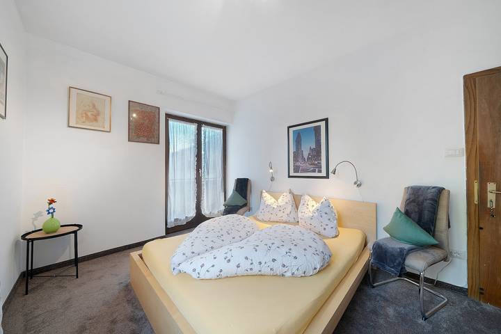 Appartamento intero, Appartamento 'Katharina' con piscina e giardino in comune, Wi-Fi in Lana di Mezzo, Lana