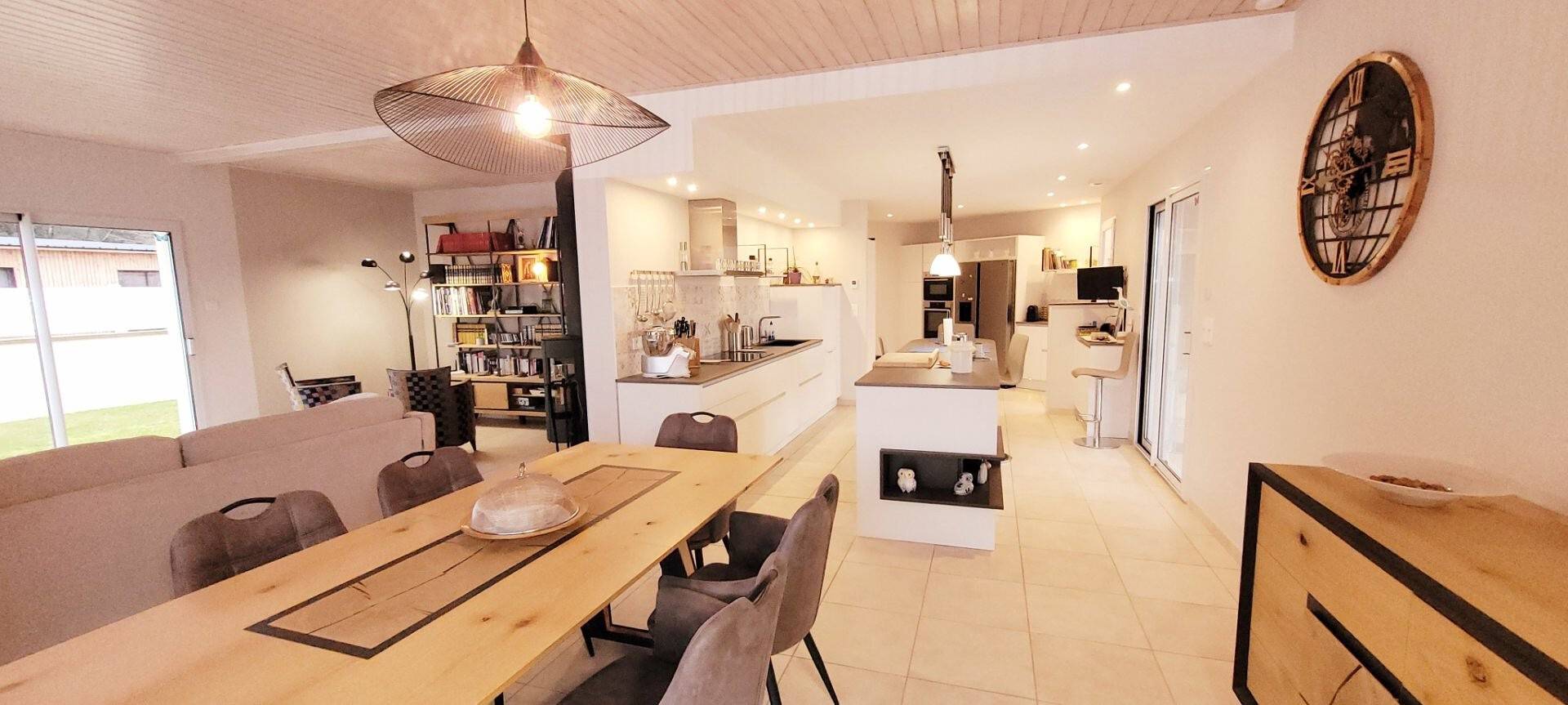 Maison de vacances « La Villa Des Conches - 701 » avec terrasse privée, jardin et Wi-Fi in Longeville-sur-Mer, Vendée