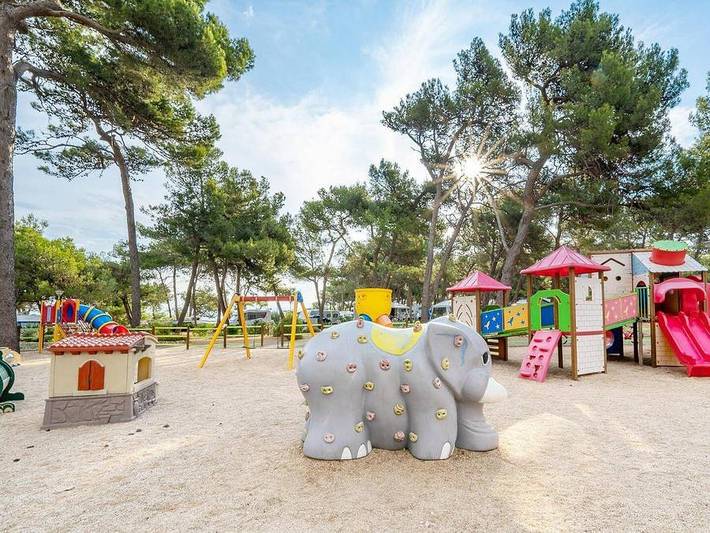 Camping für 6 Personen, mit Terrasse in Kvarner Bucht