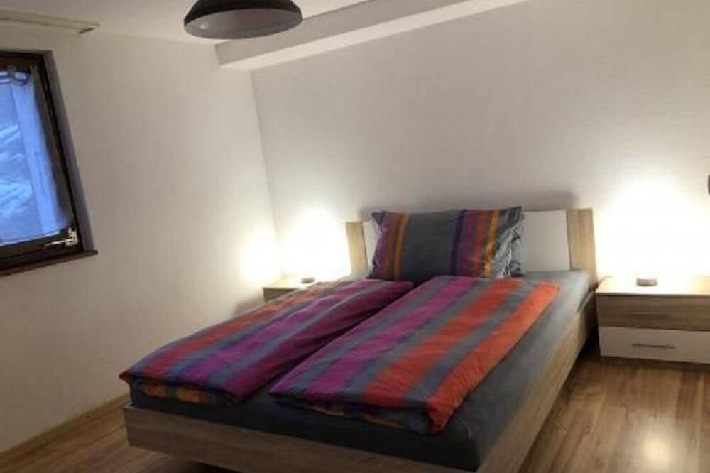 Ganze Wohnung, Chalet Veilchen in St. Niklaus, Walliser Alpen